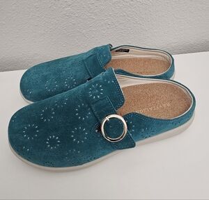 Revitalign Women Shoes